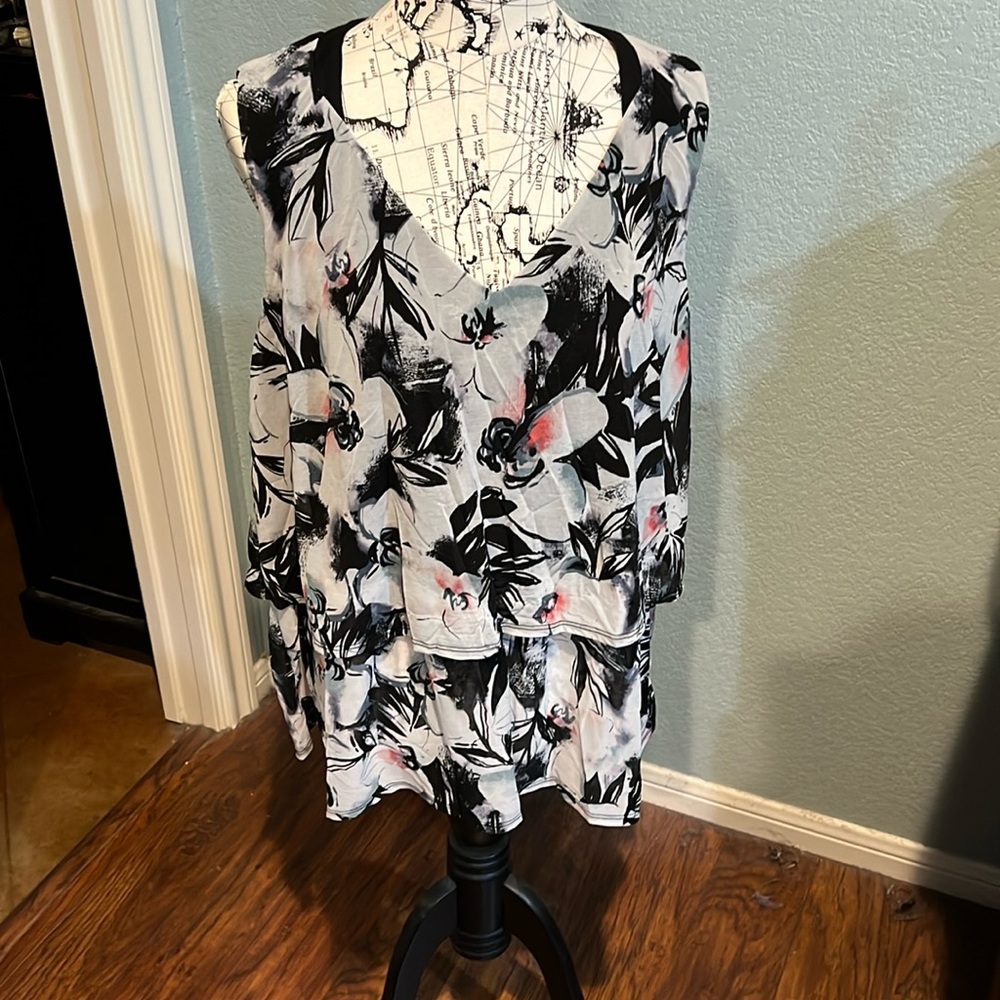 V neck tank top